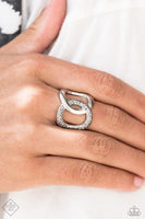 Paparazzi Accessories Unbreakable Bond Ring Fashion Fix (Jan 2021) - Silver